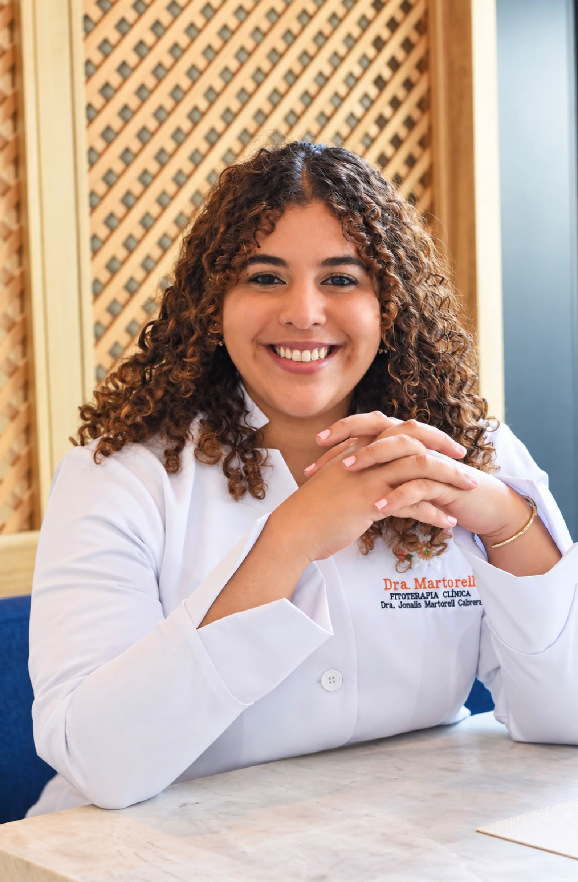 Dra. Martorell Cabrera en consulta